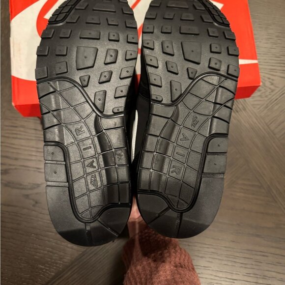 Nike Men's Air Max 1 - Picture 3 of 4